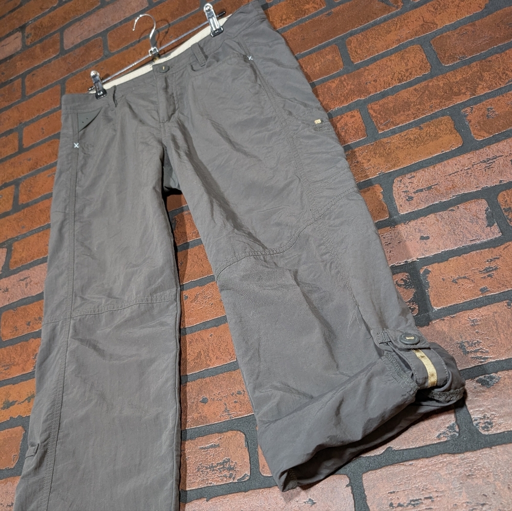 Patagonia Women's Convertible Adventure Pants - Roll Cuff Size 6 - Picture 8 of 16